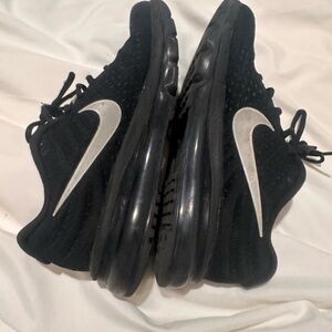 Nike Black Running Sneakers with White Swoosh